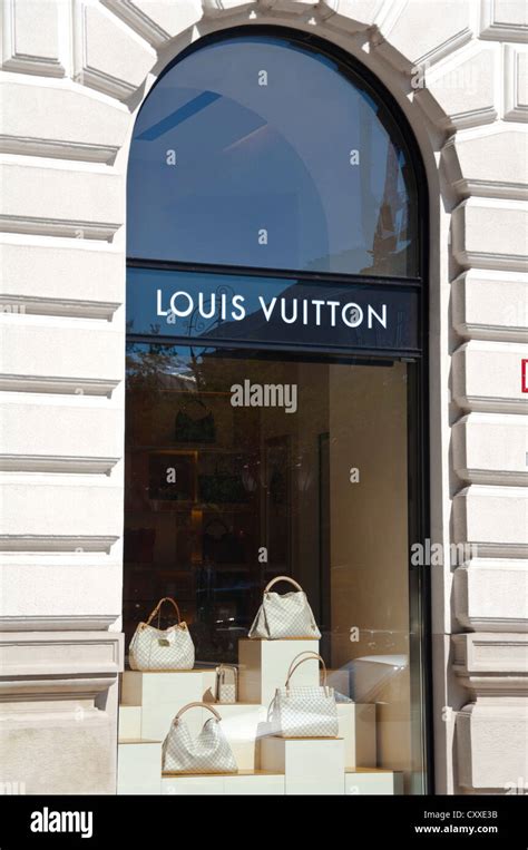 is louis vuitton cheaper in budapest